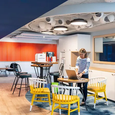 Отель Ibis Styles Морле