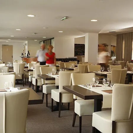 Ibis Styles Отель